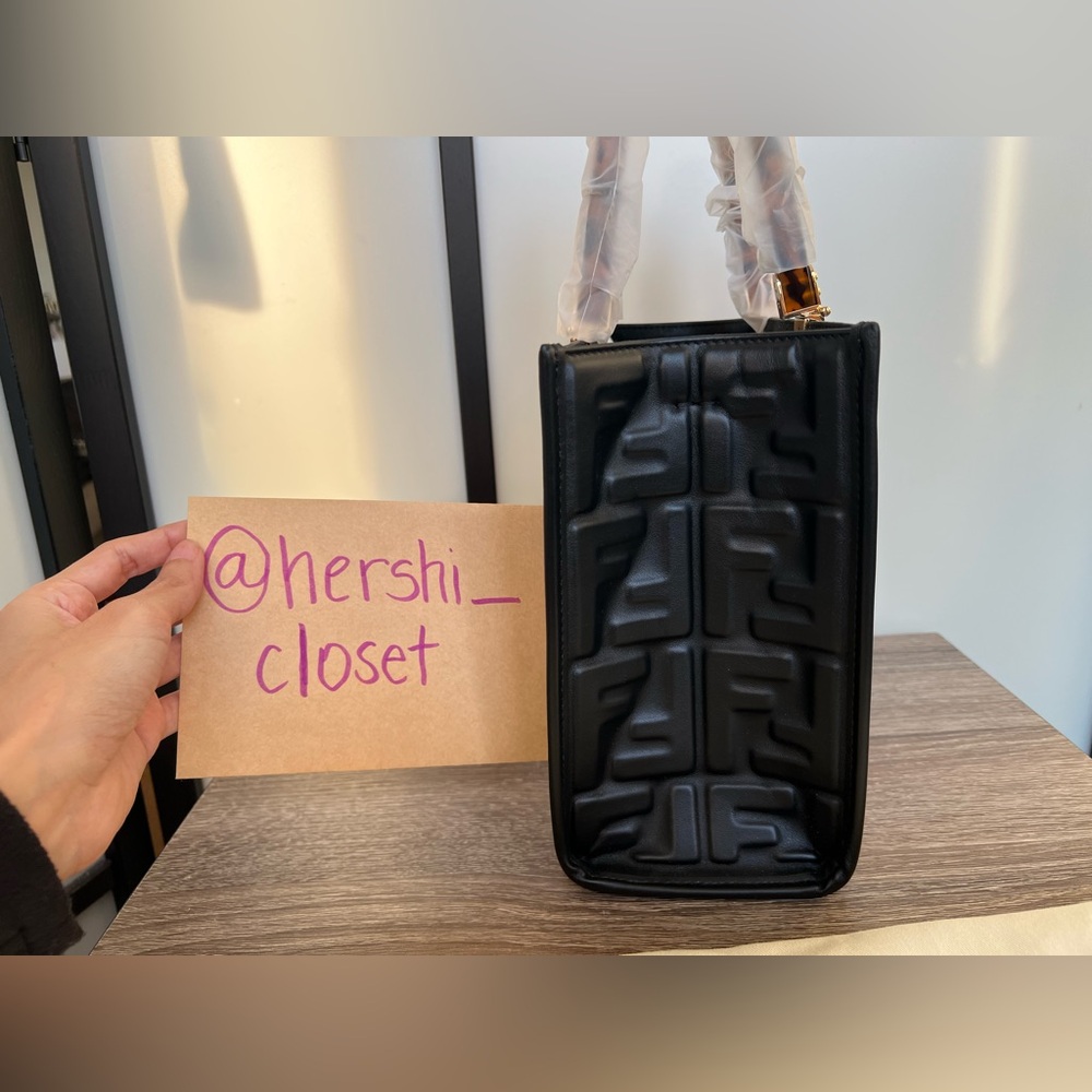 NEW Authentic Fendi Vitello Small Zucca Sunshine Tote Leather Black - Picture 9 of 13